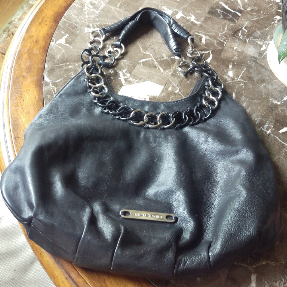 Michael Kors black leather handbag purse excellent